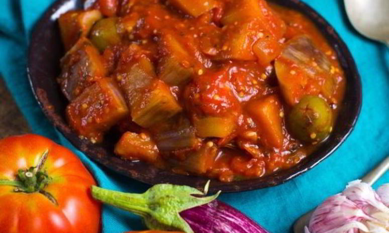 Рецепт капонаты с помидорами в собственном соку