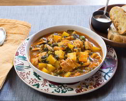 Картофельное рагу с курицей