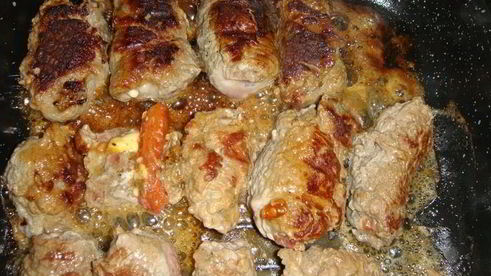 мясные рулетики с овощным рагу