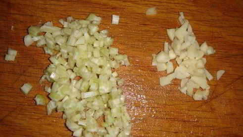 мясные рулетики с овощным рагу