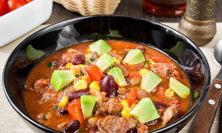 Рецепт острого мясного рагу с фасолью и кукурузой