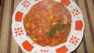 Овощное рагу с кабачками и капустой