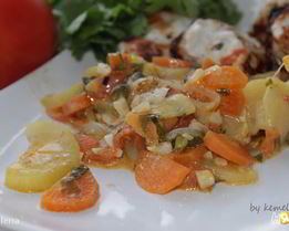 Овощное рагу с кинзой