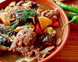 Овощное рагу с жирной бараниной