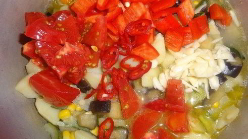 овощное рагу яркие краски лета