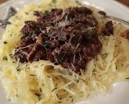 Паста с рагу из дичи