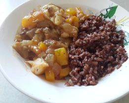 Постное овощное рагу из баклажанов с грибами и овощами