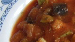 Рагу диетическое с баклажанами и луком