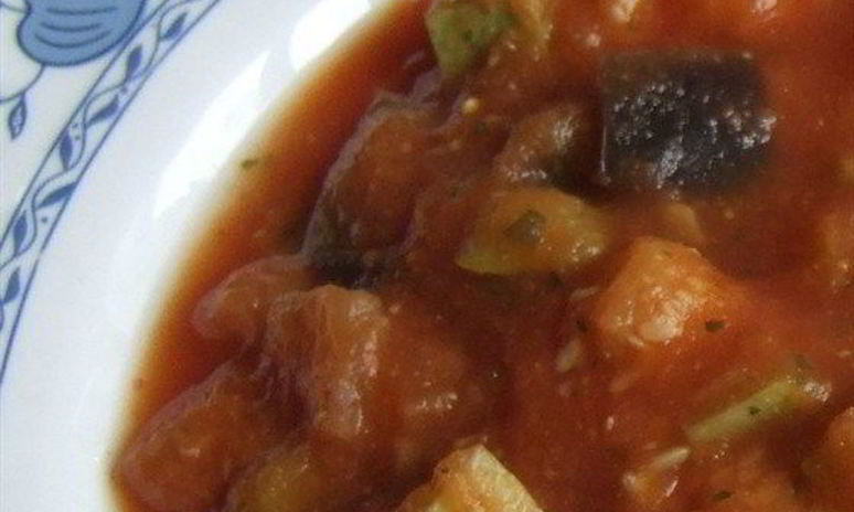 Рецепт рагу диетического с баклажанами и луком