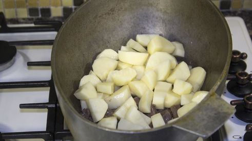 рагу из говядины овощное с картофелем