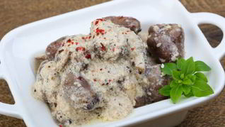 Рагу из куриных сердец в сливочно-укропном соусе