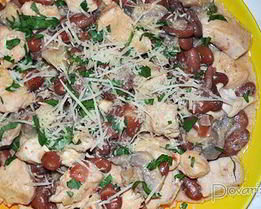 Рагу из курицы с фасолью и грибами