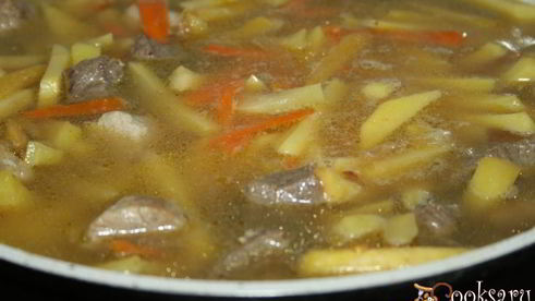 рагу со свининой, говядиной, картофелем и репой