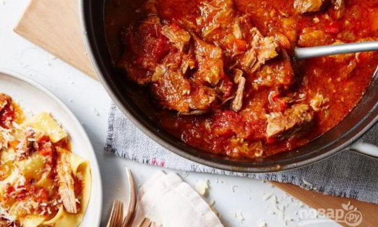 Рецепт свиного рагу на косточке