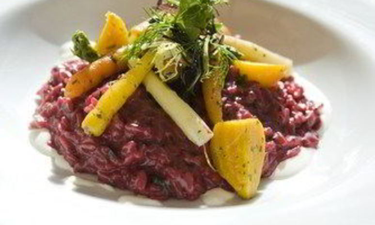 Рецепт красного ризотто из перловки с овощами