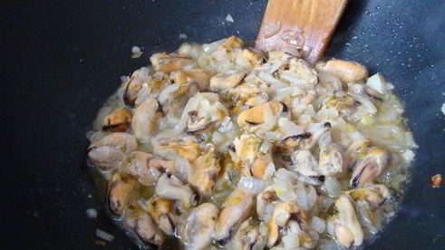 ризотто с горошком с мидиями