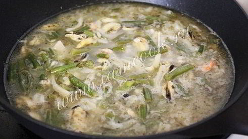 ризотто с морепродуктами и стручковой фасолью
