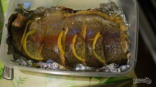 Белорыбица, запеченная в фольге в духовке