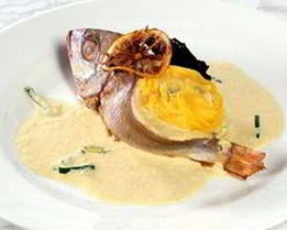 Дорада с картофельным пюре