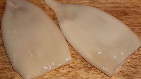 кальмары, фаршированные овощами