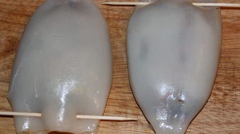 кальмары, фаршированные овощами