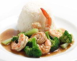 Креветки с брокколи в чесночном соусе чили