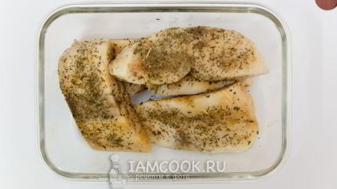 масляная рыба, запеченная с овощами