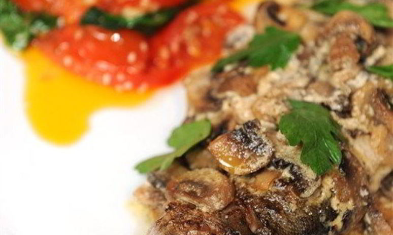 Рецепт радужной форели в грибном соусе