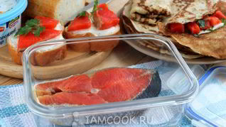 Рыба красная соленая