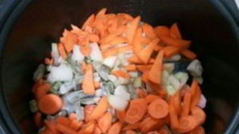 рыба, тушенная с овощами в мультиварке