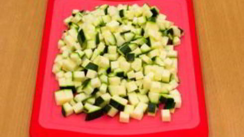 рыба, тушенная в овощах