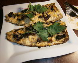 Скумбрия, запеченая с черносливом FISHка