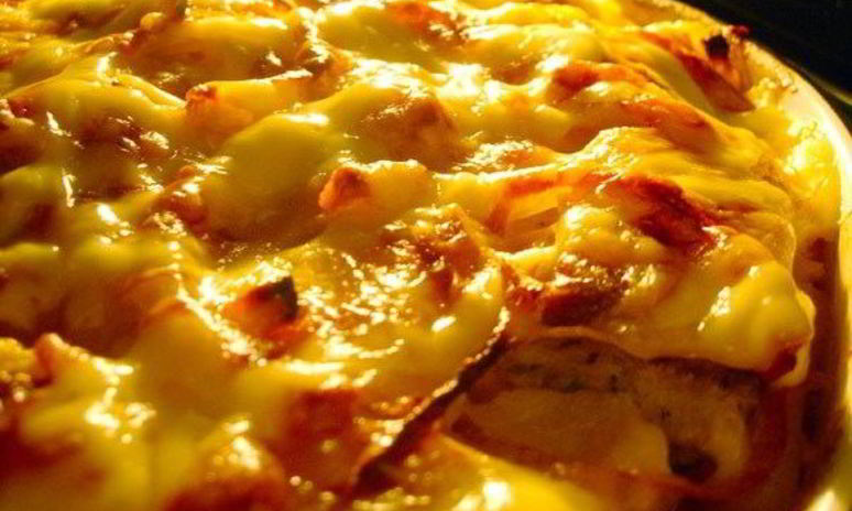 Рецепт запеченой форели с помидорами под сливочным соусом