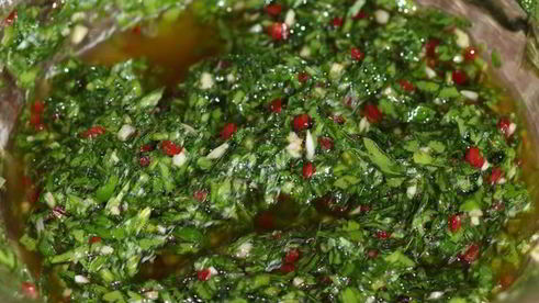 запеченая скумбрия в соусе чимичурри