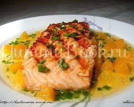 Запеченный лосось с острым апельсиновым соусом