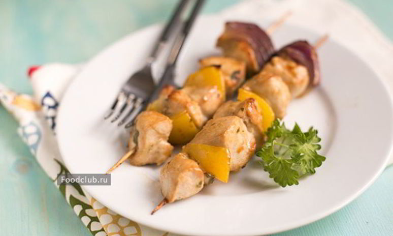 Рецепт куриных шашлычков с овощами