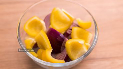 куриные шашлычки с овощами