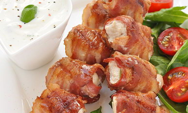 Рецепт шашлычков из индейки с беконом