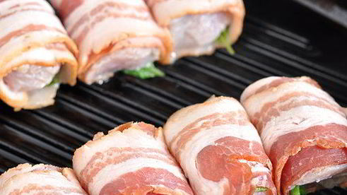 шашлычки из индейки с беконом