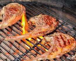 Шашлык из баранины на ребрышках