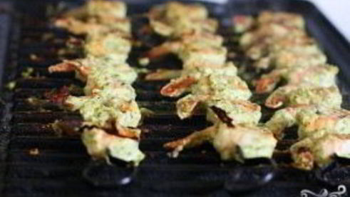 шашлык из креветок с семечками тыквы