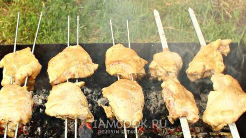 шашлык из куриных бедрышек