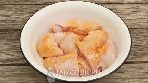 шашлык из курицы с уксусом и луком