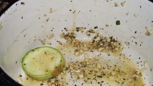 шашлык из свинины с овощами в луковом маринаде