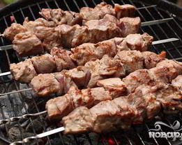 Шашлык из свинины с помидорами