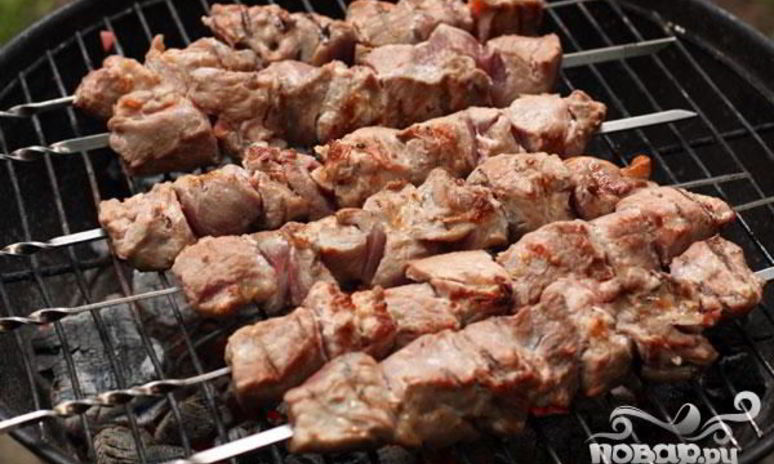 Рецепт шашлыка из свинины с помидорами
