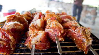 Шашлык из свинины в пряном маринаде