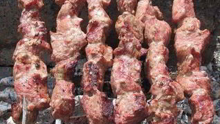 Шашлык из телятины на минеральной воде