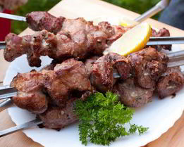 Шашлык с мятой и чесноком