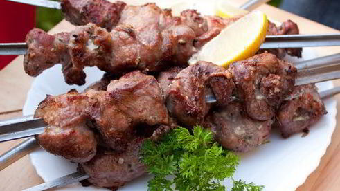 шашлык с мятой и чесноком